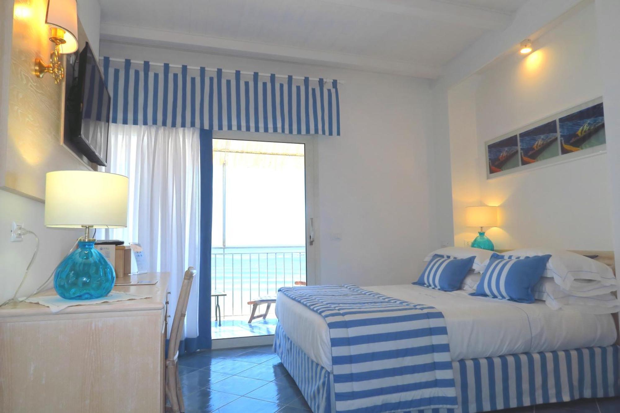 Hotel Aurora Sperlonga Eksteriør billede