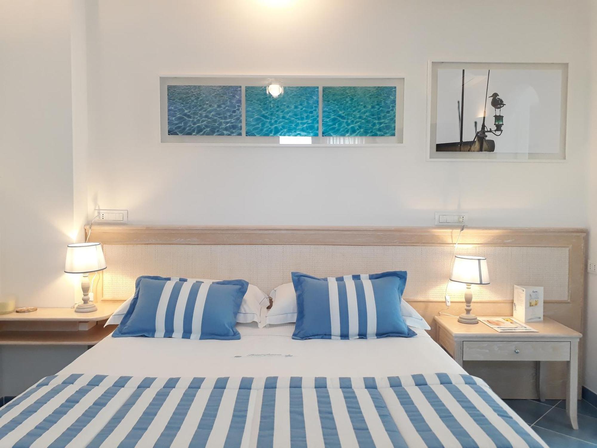 Hotel Aurora Sperlonga Eksteriør billede