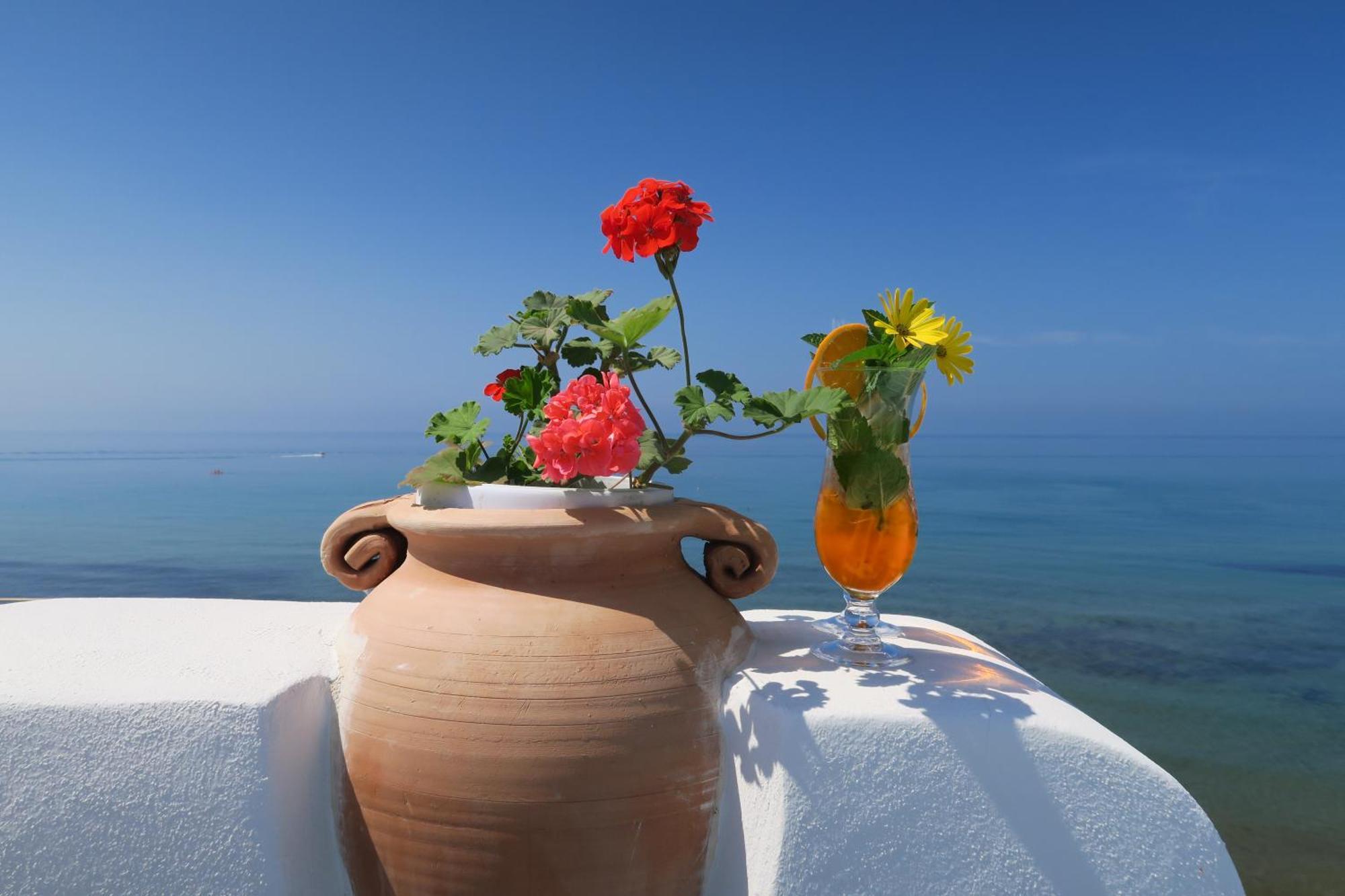 Hotel Aurora Sperlonga Eksteriør billede