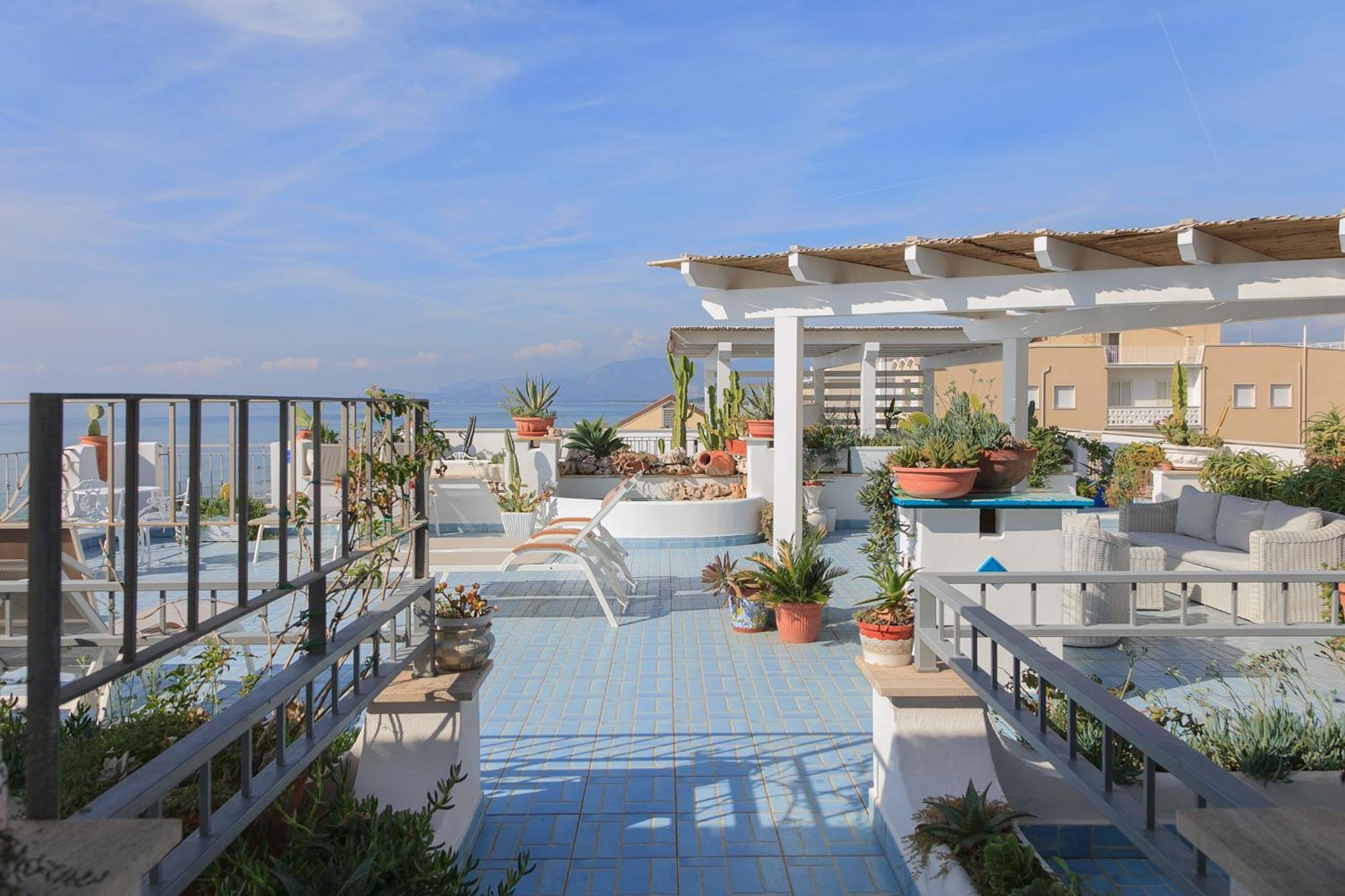 Hotel Aurora Sperlonga Eksteriør billede