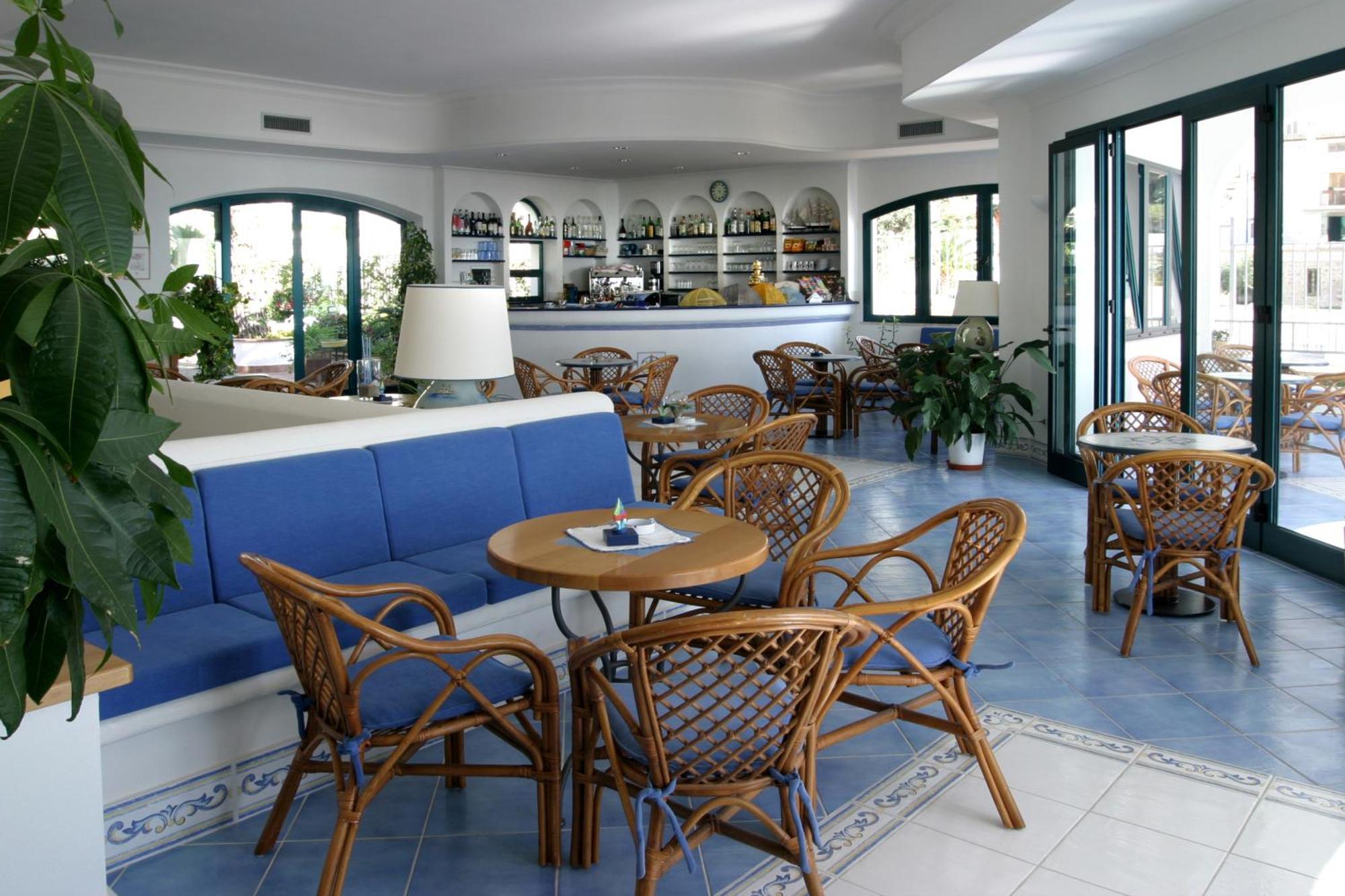 Hotel Aurora Sperlonga Eksteriør billede